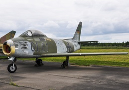 2010-06-13 11-44-25- original - LW Museum Gatow - Canadair CL-13B Sabre