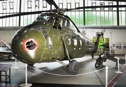 2010-06-13 14-05-49- original - LW Museum Gatow - Sikorsky H-34
