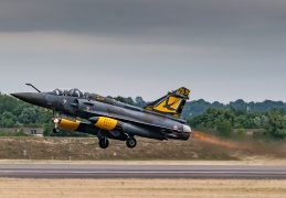 Couteau Delta on Mirage 2000